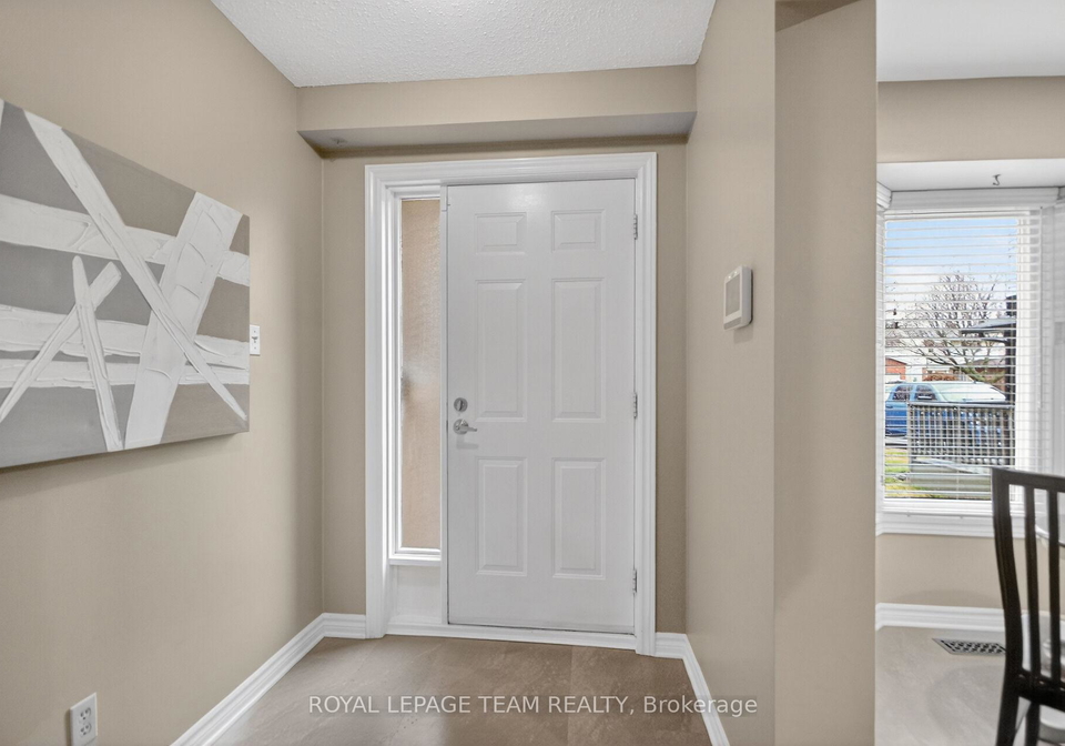 8-gowrie-drive-kanata-ontario-x13002234