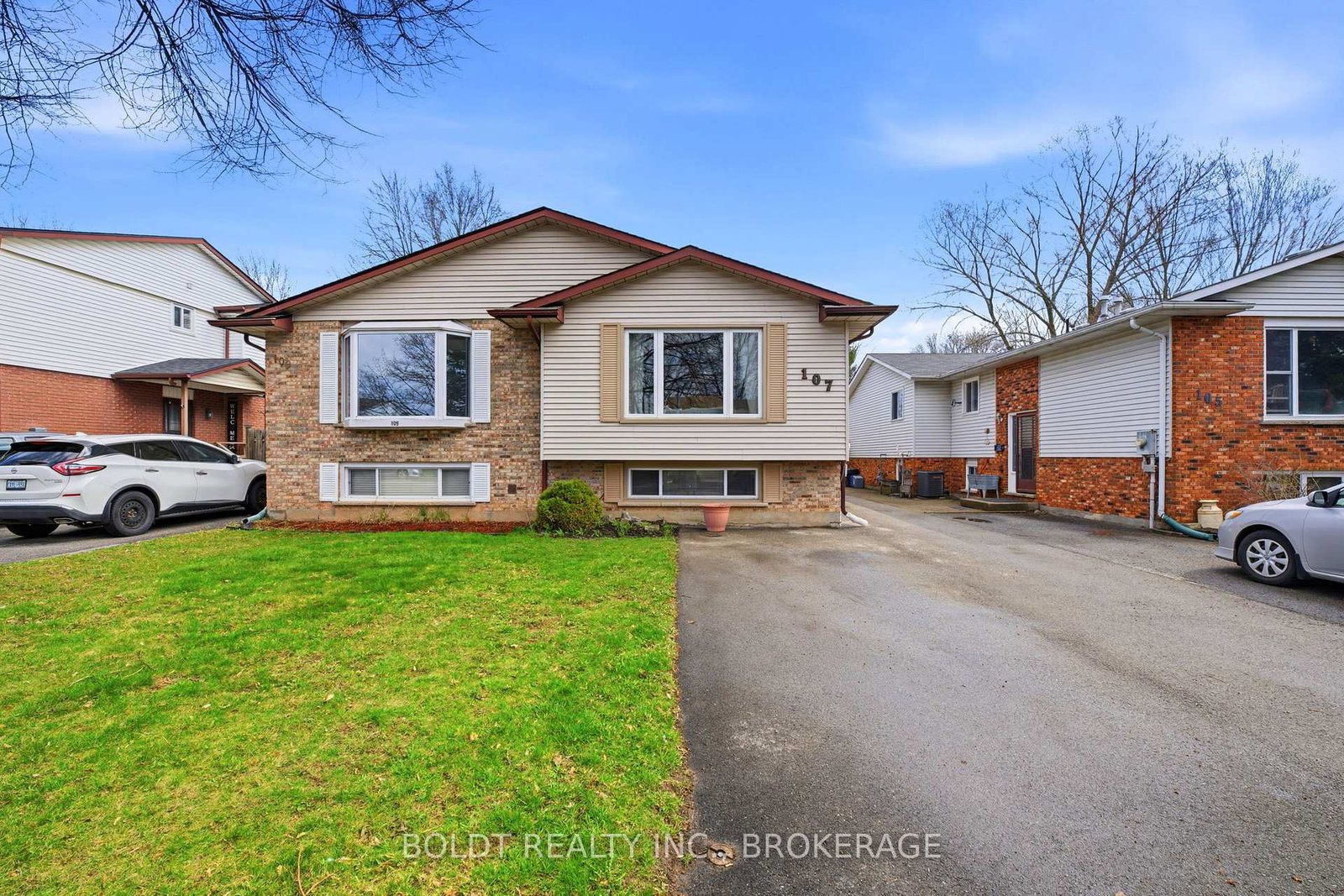 107-chapel-hill-crescent-welland-ontario-x13002486