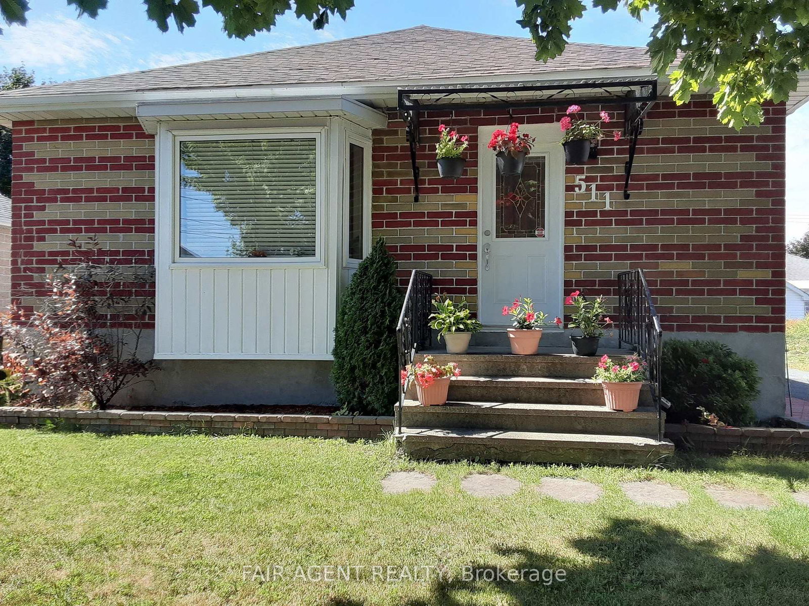 511-st-felix-street-cornwall-ontario-x13002608