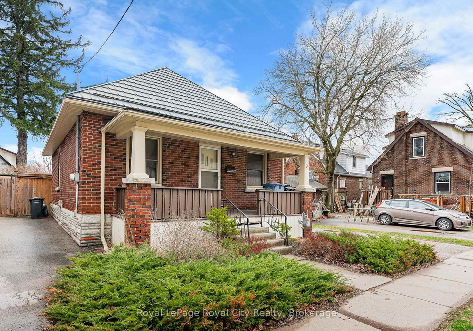 9-stull-avenue-guelph-ontario-x13002636