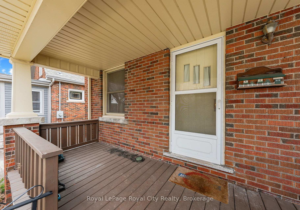 9-stull-avenue-guelph-ontario-x13002636