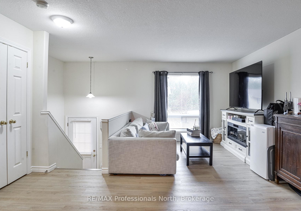 200-pine-street-bracebridge-ontario-x13002652