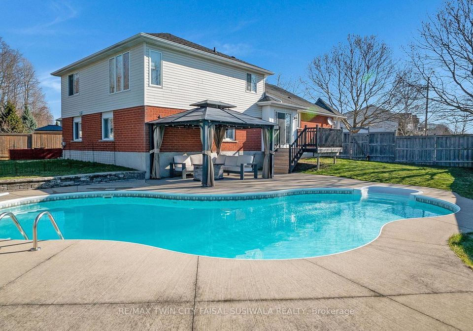 158-mcmeeken-drive-cambridge-ontario-x13002692
