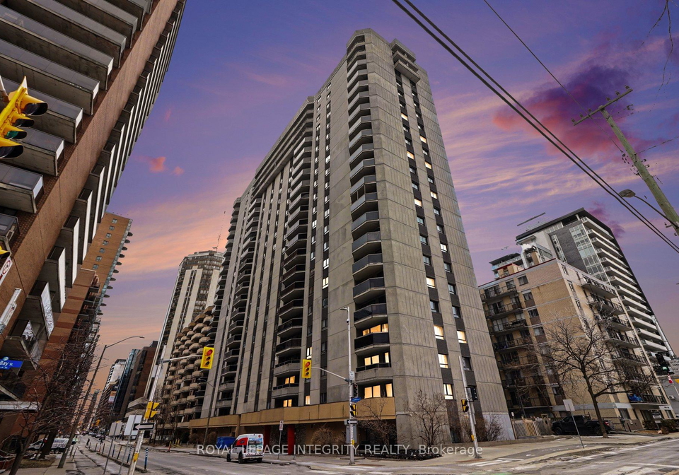 470-laurier-avenue-w-ottawa-ontario-x13002808