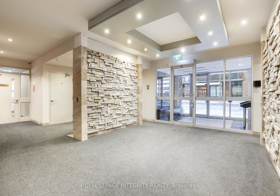 470-laurier-avenue-w-ottawa-ontario-x13002808