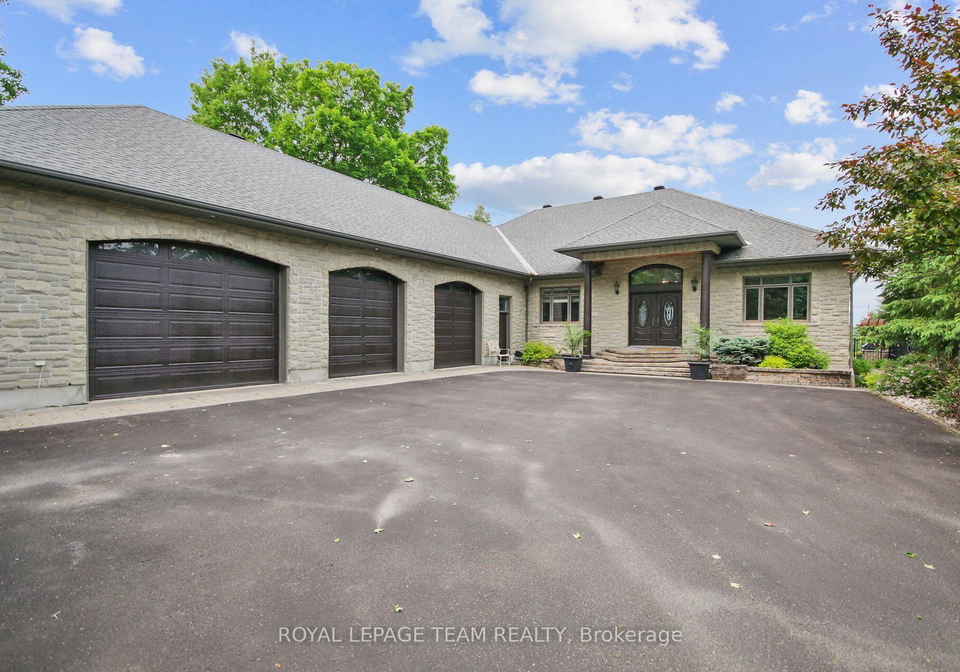 3886-armitage-avenue-ottawa-ontario-x13002812