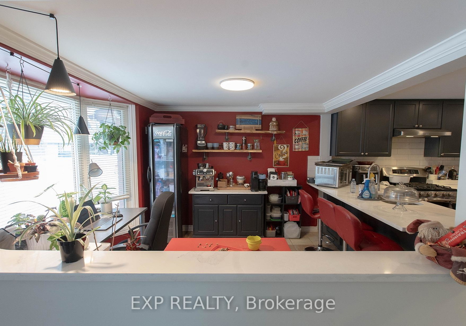 1108-grenoble-crescent-ottawa-ontario-x13003156