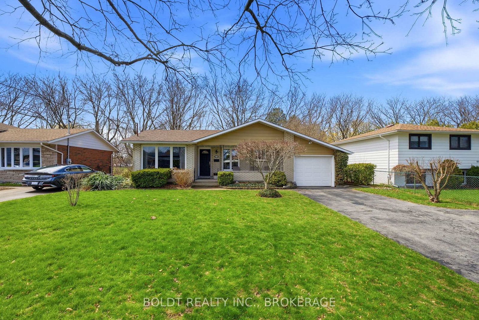 95-prince-charles-drive-st-catharines-ontario-x13003162