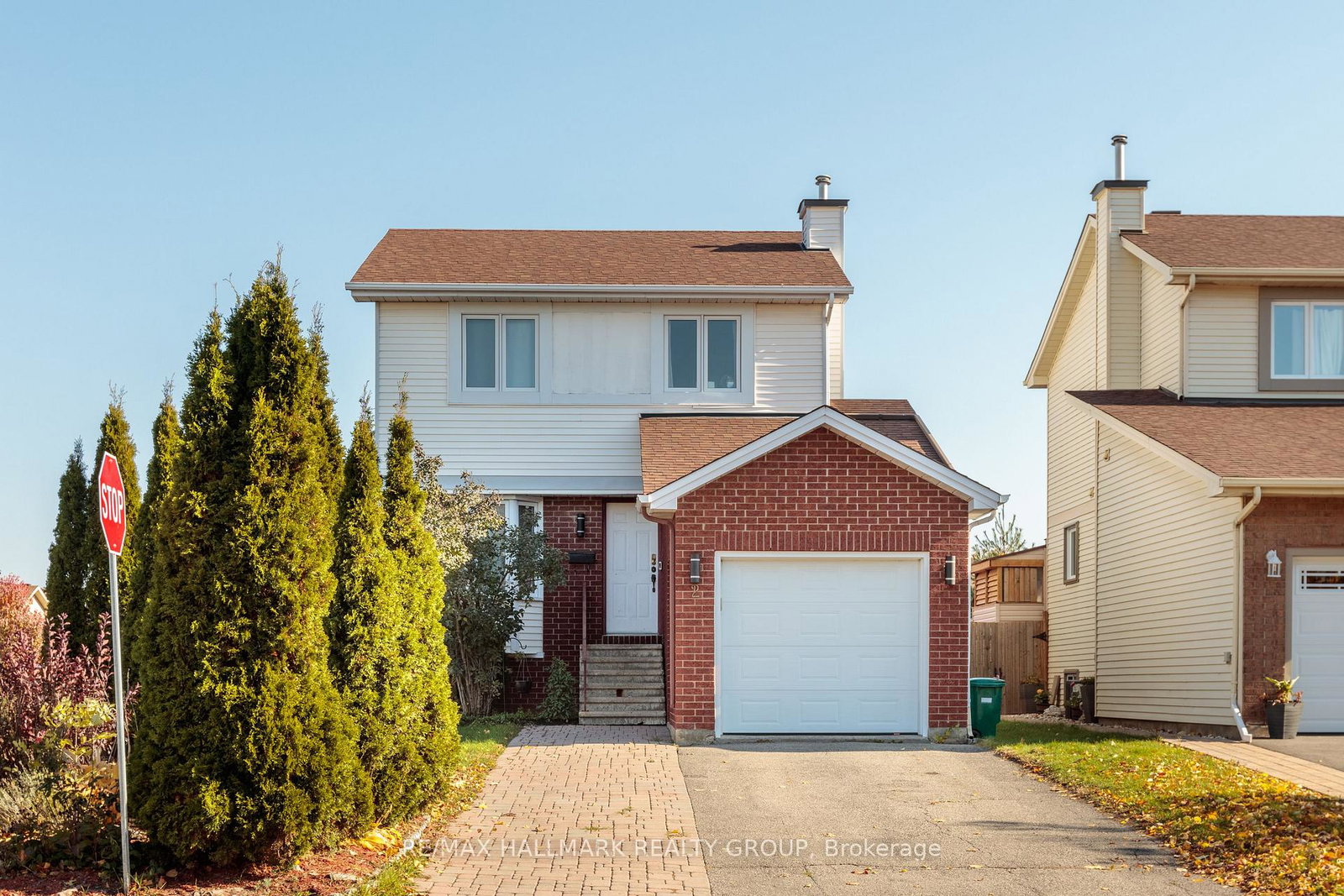 2-newport-crescent-ottawa-ontario-x13003254