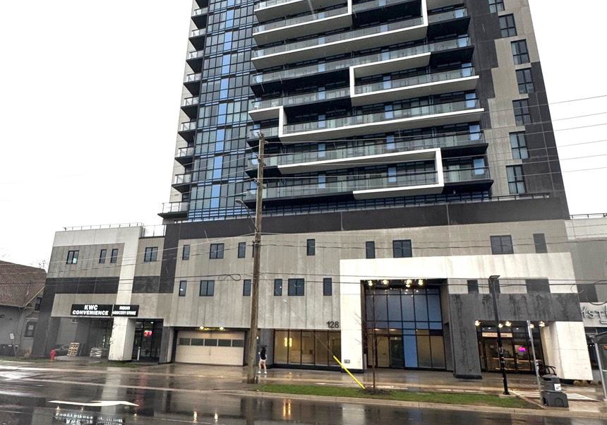 128-king-street-n-waterloo-ontario-x13003562