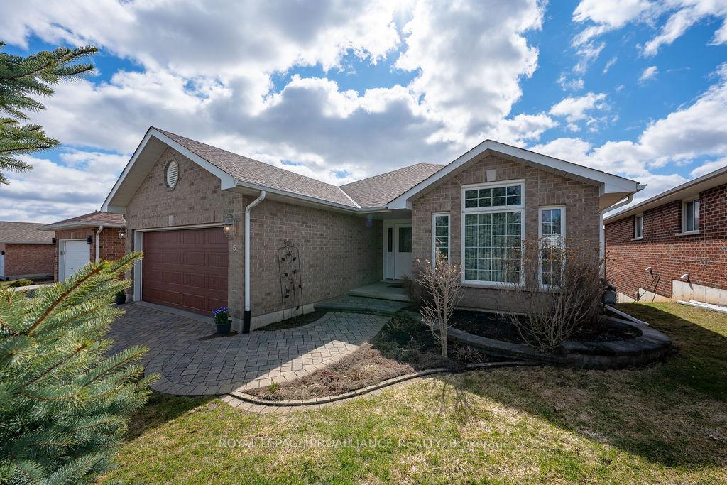 5-simcoe-drive-belleville-ontario-x13003752