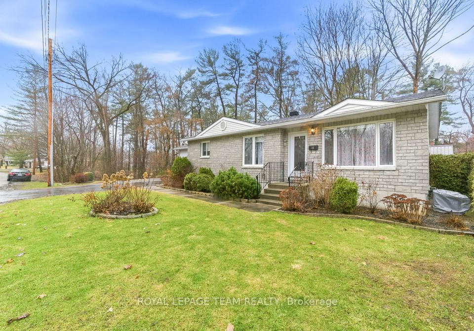 40-pine-avenue-renfrew-ontario-x13003844