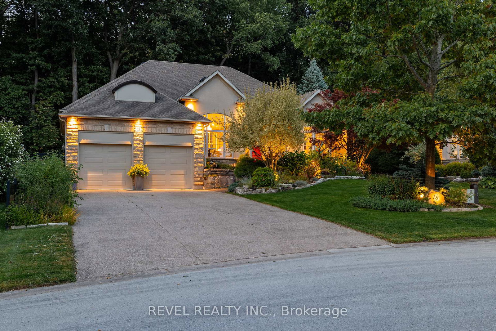 15-mansfield-drive-pelham-ontario-x13003944