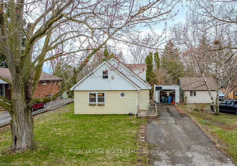 37-edgehill-drive-guelph-ontario-x13003968