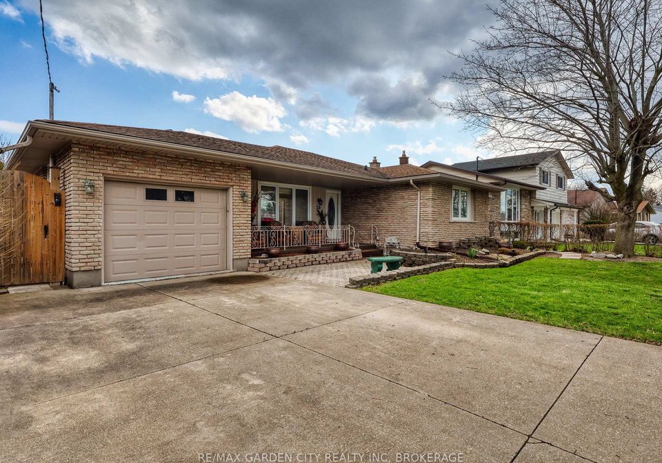 30-glenview-avenue-st-catharines-ontario-x13004036