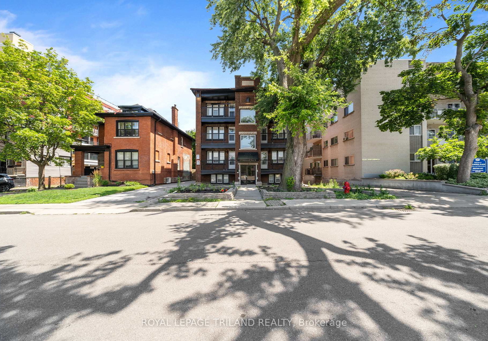 15-balmoral-avenue-s-hamilton-ontario-x13004062