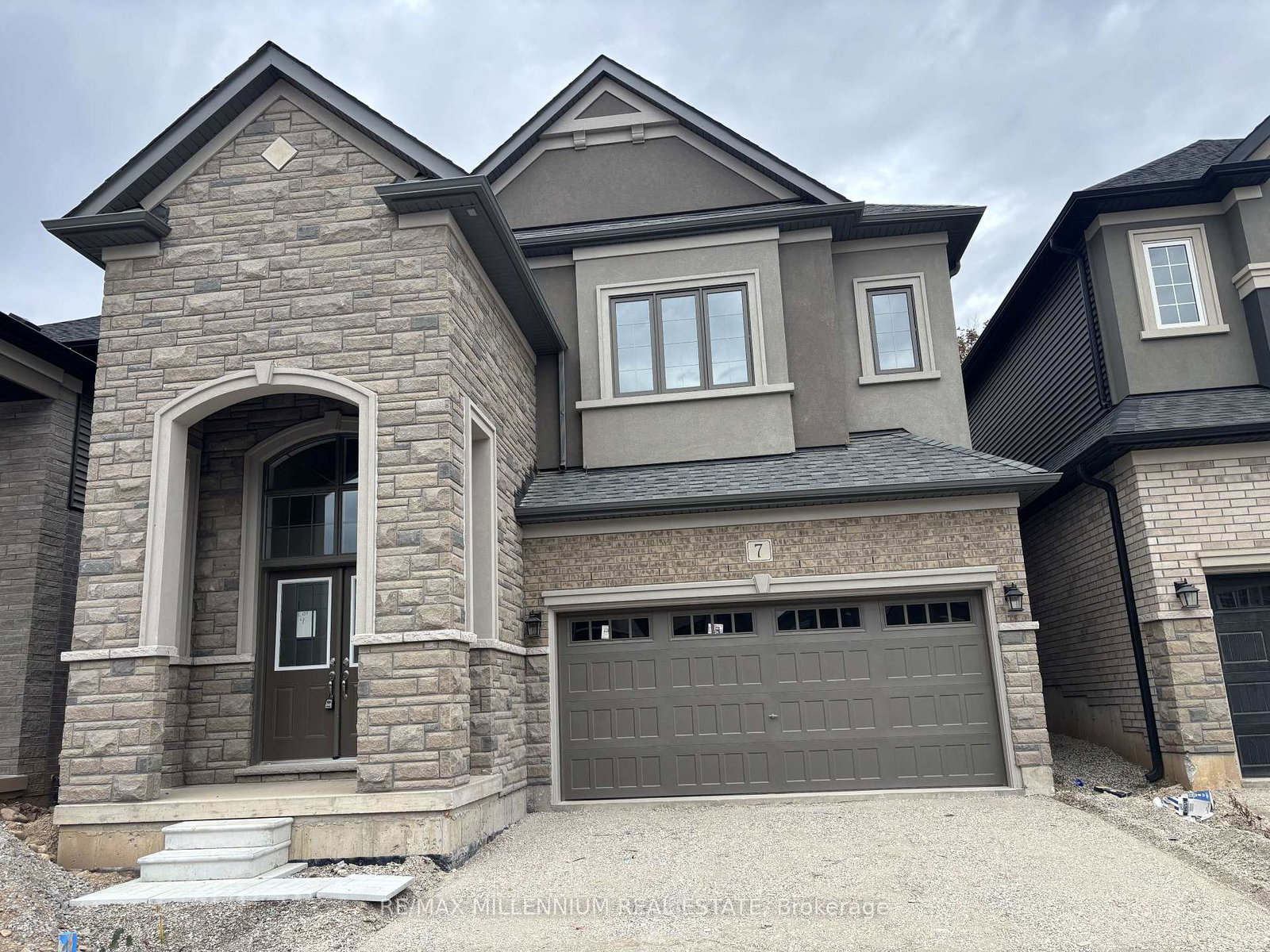 7-mckernan-avenue-brantford-ontario-x13004068