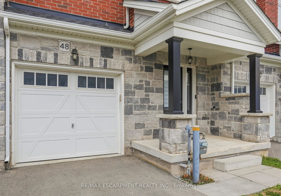 48-harmony-way-n-thorold-ontario-x13004314