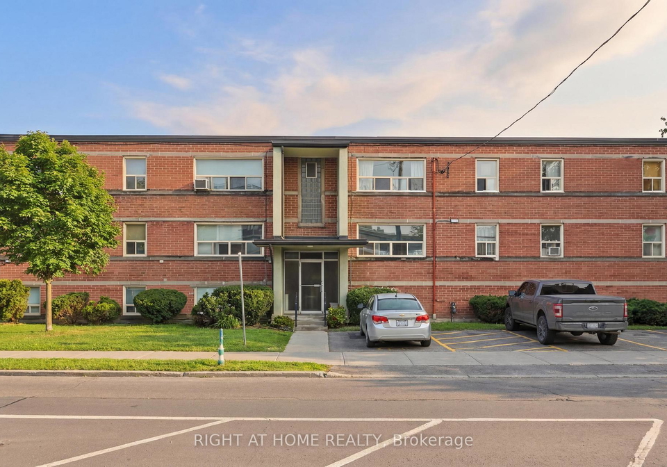 223-macnab-street-s-hamilton-ontario-x13004472