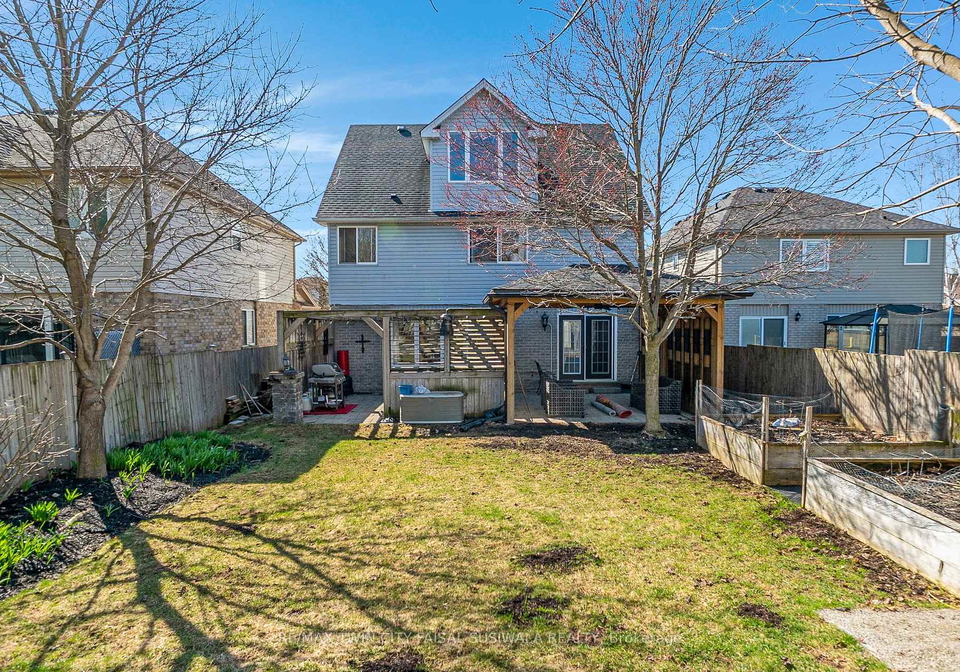 184-sofron-drive-cambridge-ontario-x13004600