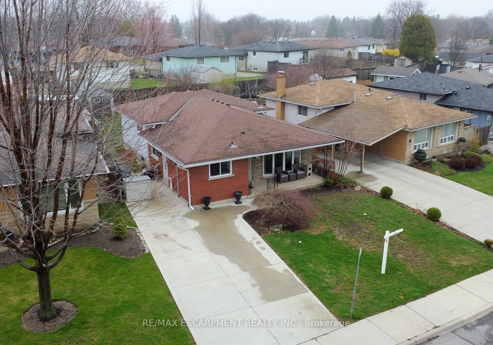 316-cranbrook-drive-hamilton-ontario-x13004700