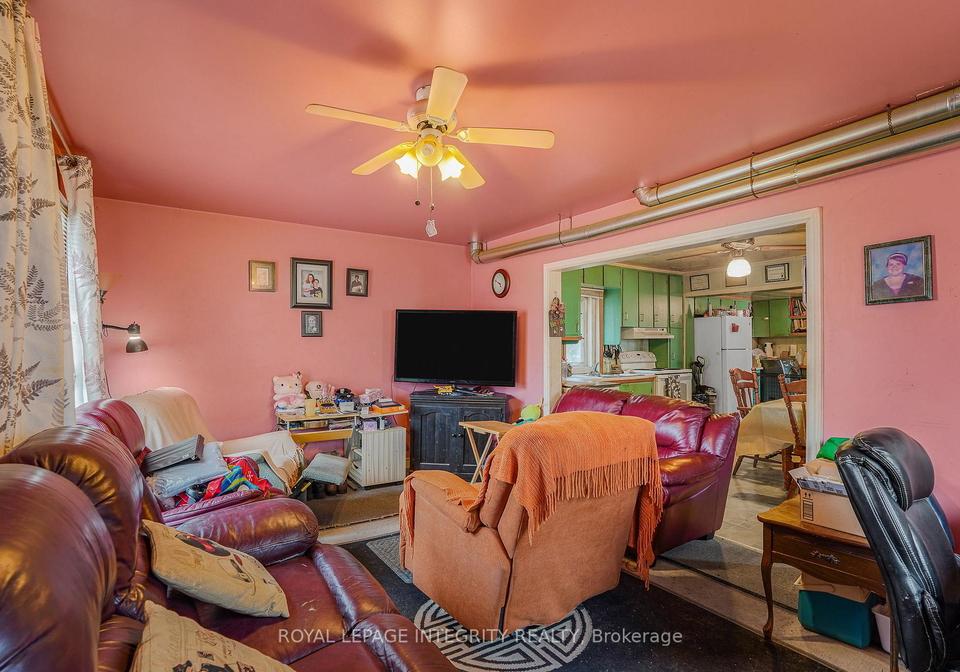 259-bishop-street-n-north-glengarry-ontario-x13004744