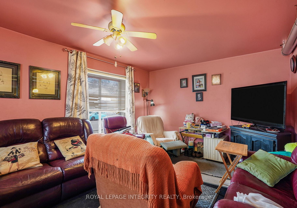 259-bishop-street-n-north-glengarry-ontario-x13004744