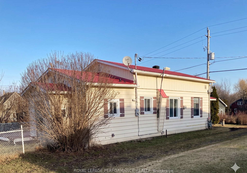 4866-2nd-line-road-south-glengarry-ontario-x13004986