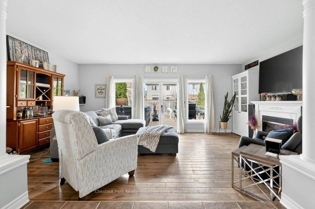157-lynch-circle-guelph-ontario-x13005216