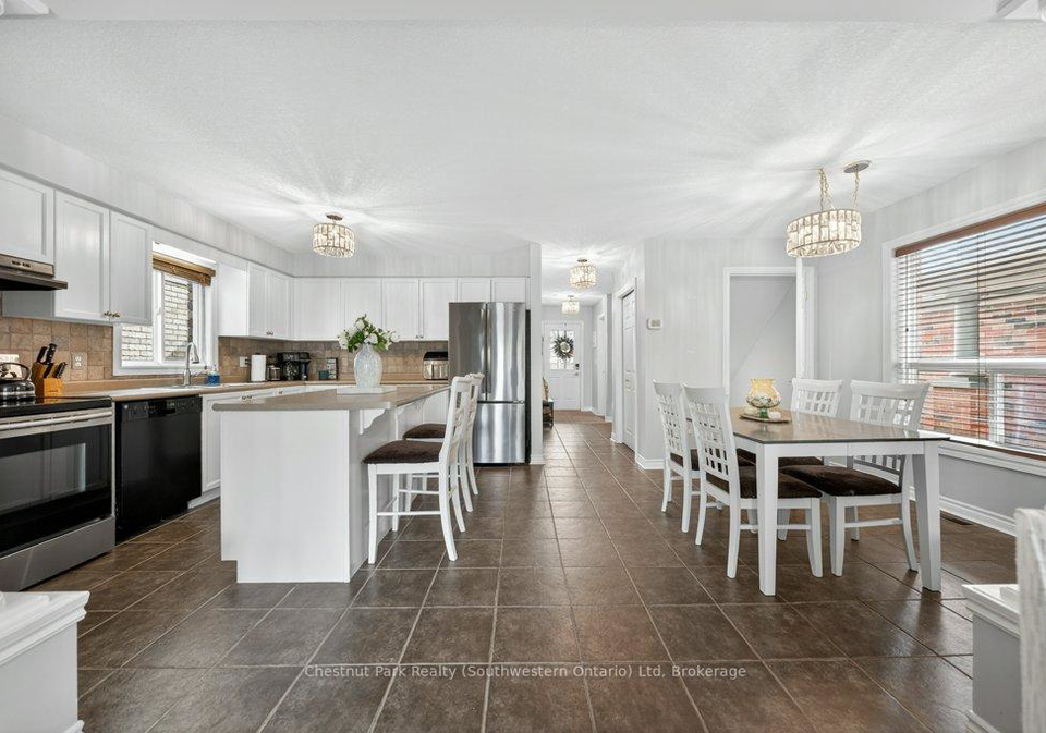 157-lynch-circle-guelph-ontario-x13005216