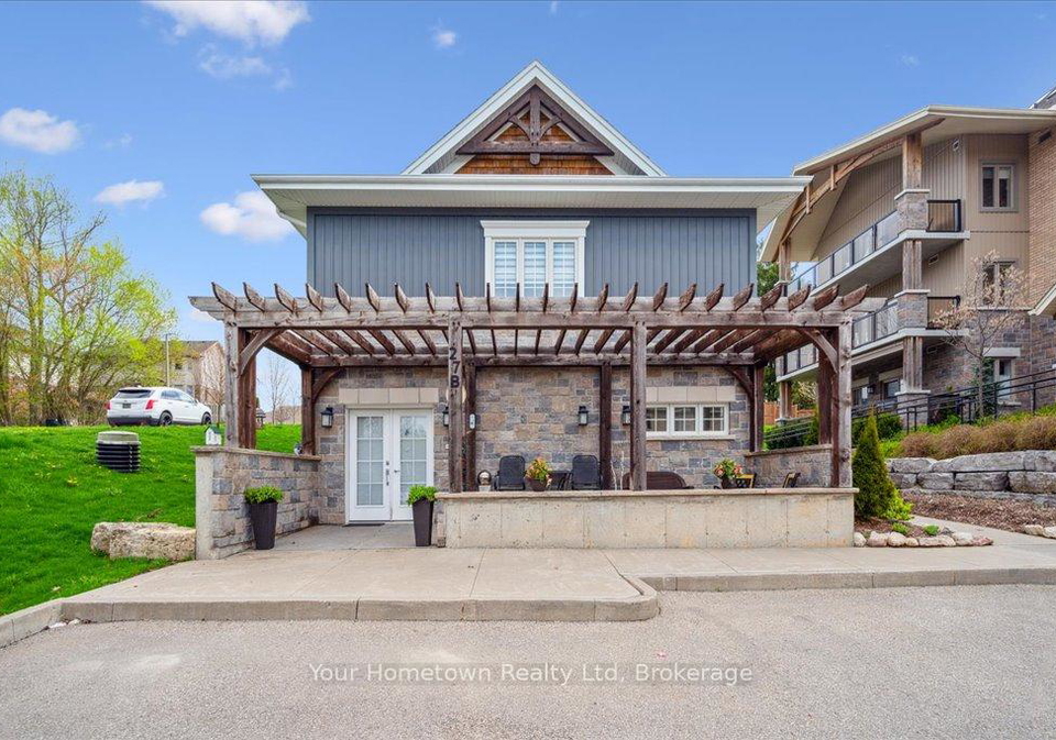 27-stumpf-street-centre-wellington-ontario-x13005462