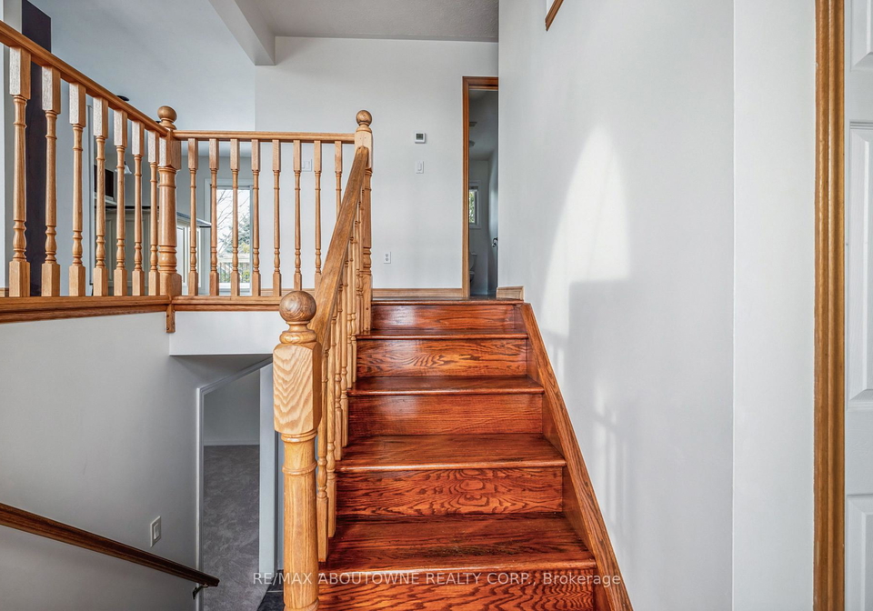82-whitlaw-way-brant-ontario-x13005534