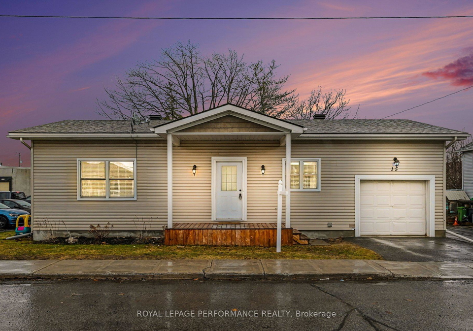 15-forget-street-russell-ontario-x13005894