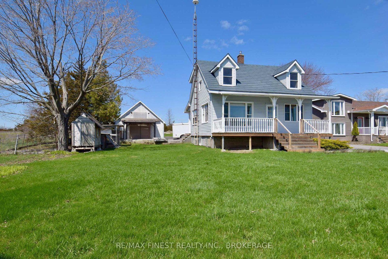5157-bath-road-loyalist-ontario-x13006000