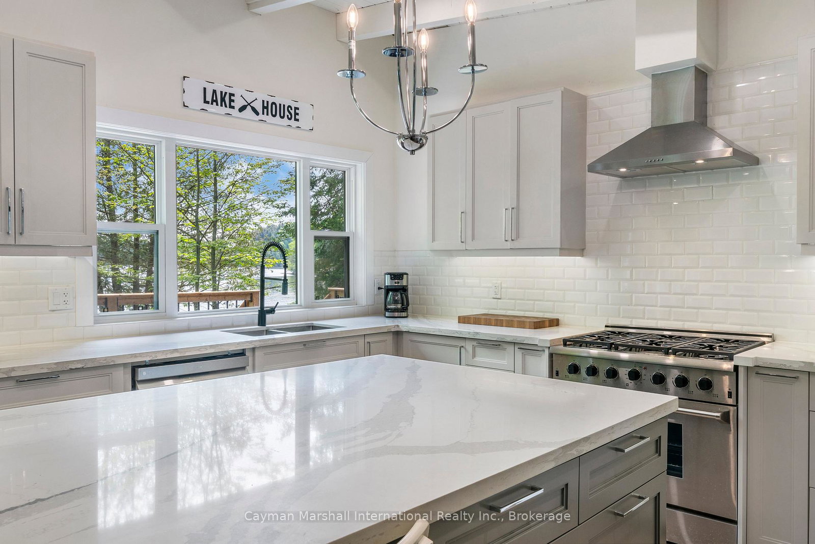 1011-white-pine-road-lake-of-bays-ontario-x13006080