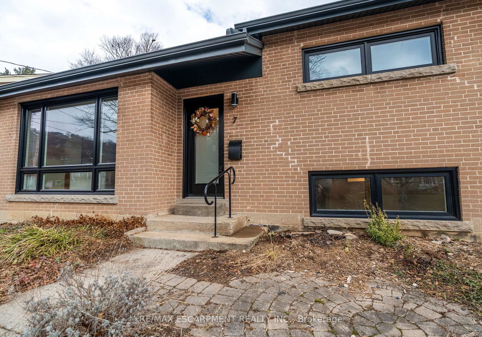 7-glenmorris-drive-hamilton-ontario-x13006112
