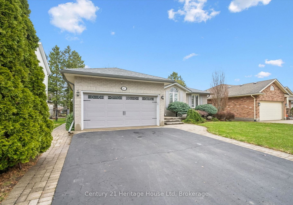 41-thomas-boulevard-centre-wellington-ontario-x13006128