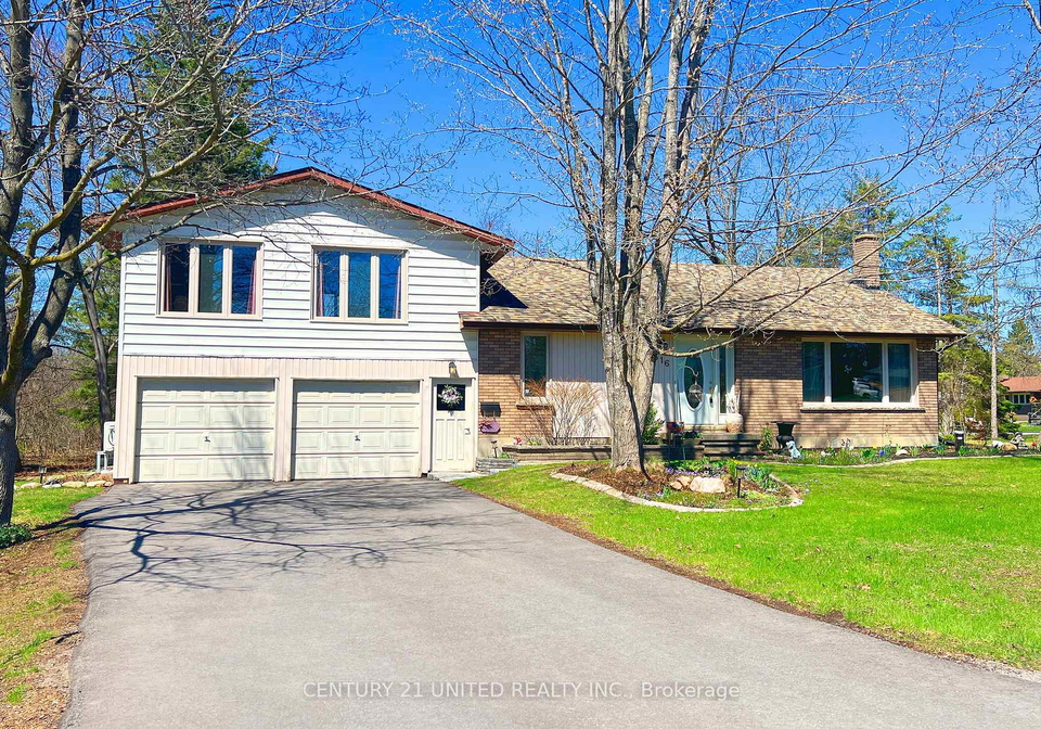 316-leon-avenue-selwyn-ontario-x13006396