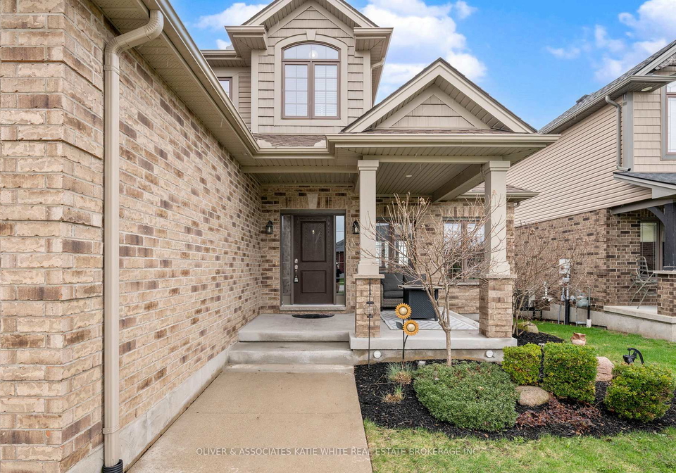 187-watson-street-lucan-biddulph-ontario-x13006492