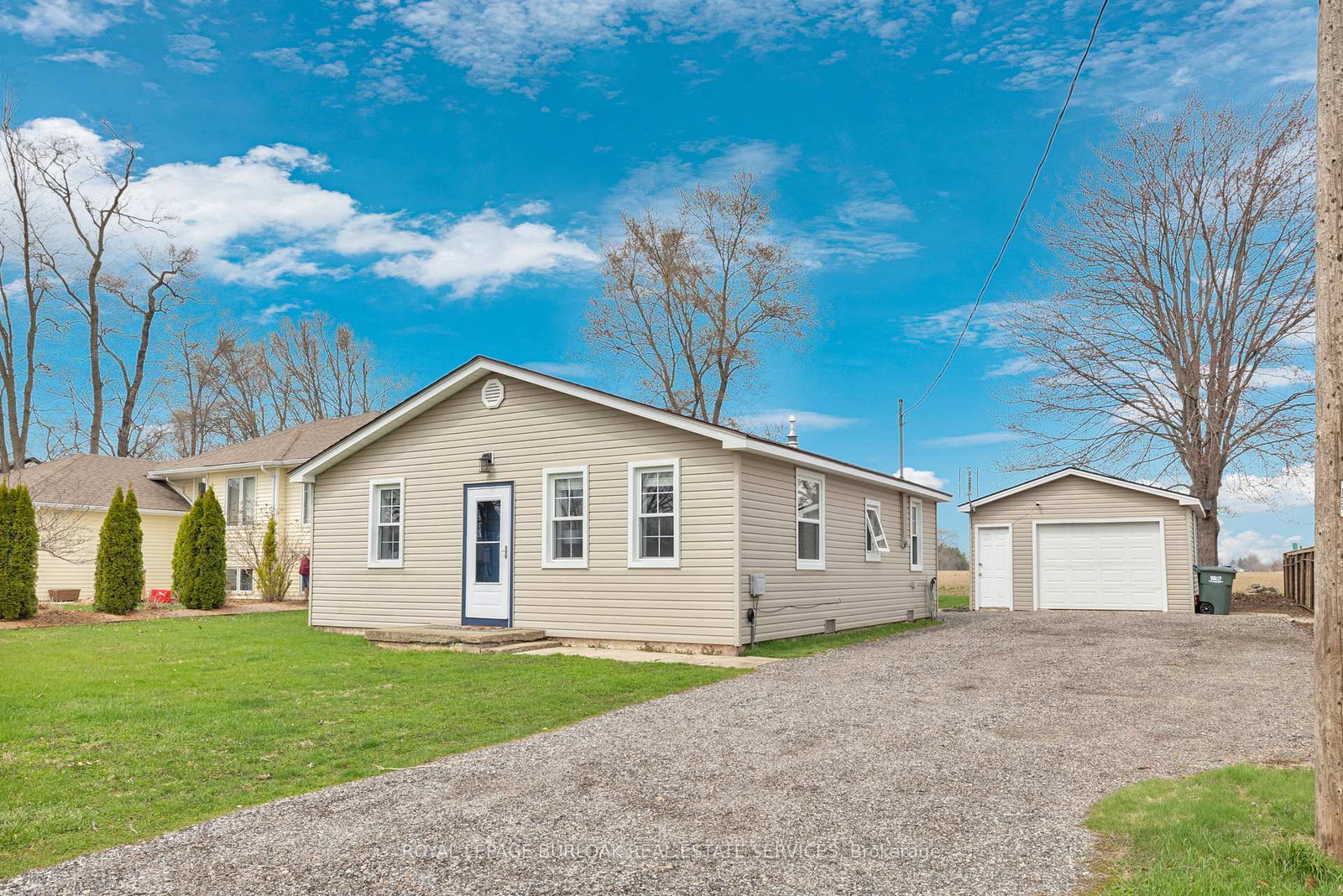 1030-oak-avenue-kingsville-ontario-x13006560