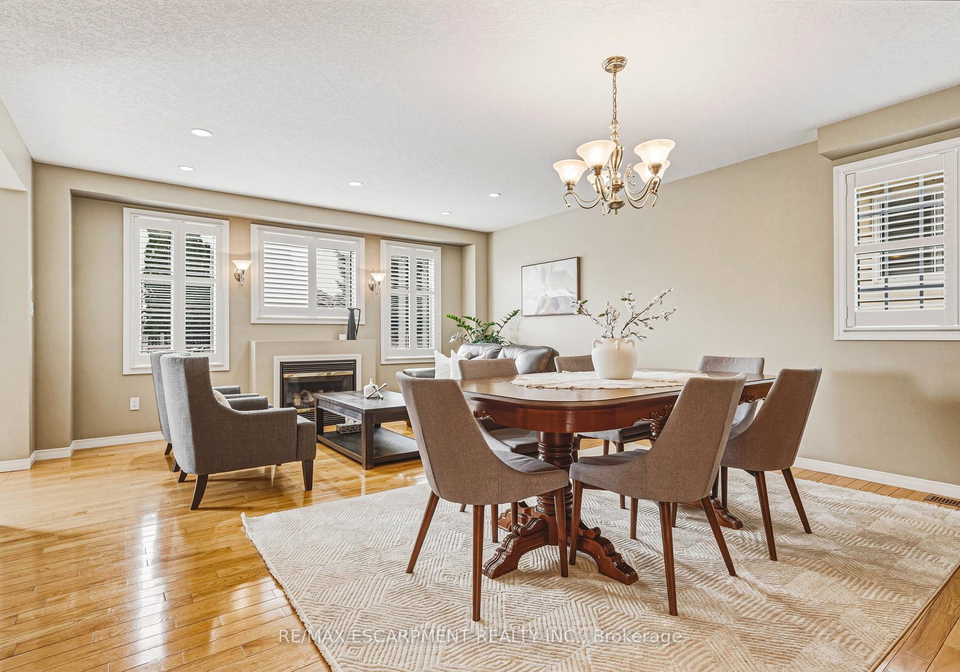 228-holbeach-crescent-waterloo-ontario-x13006692