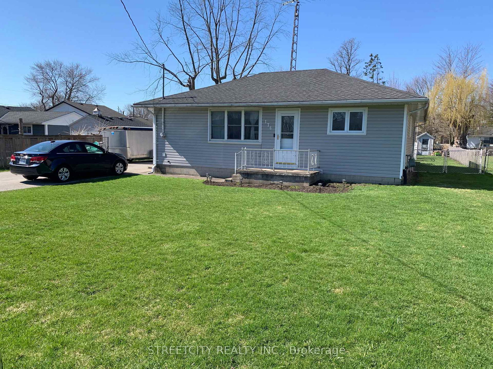 176-king-street-southwest-middlesex-ontario-x13006952