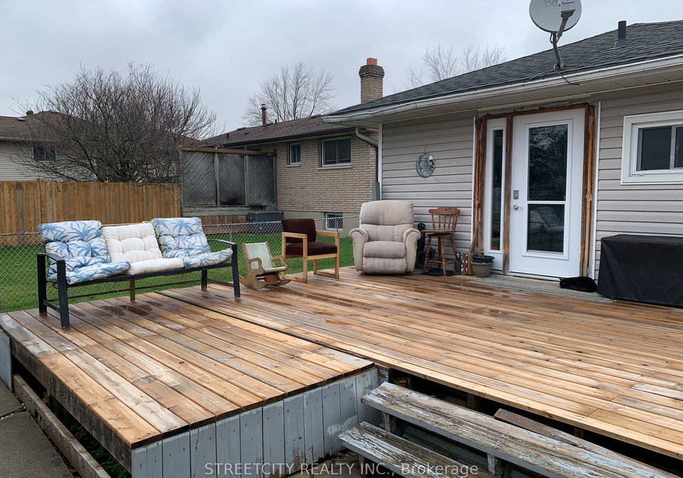 176-king-street-southwest-middlesex-ontario-x13006952