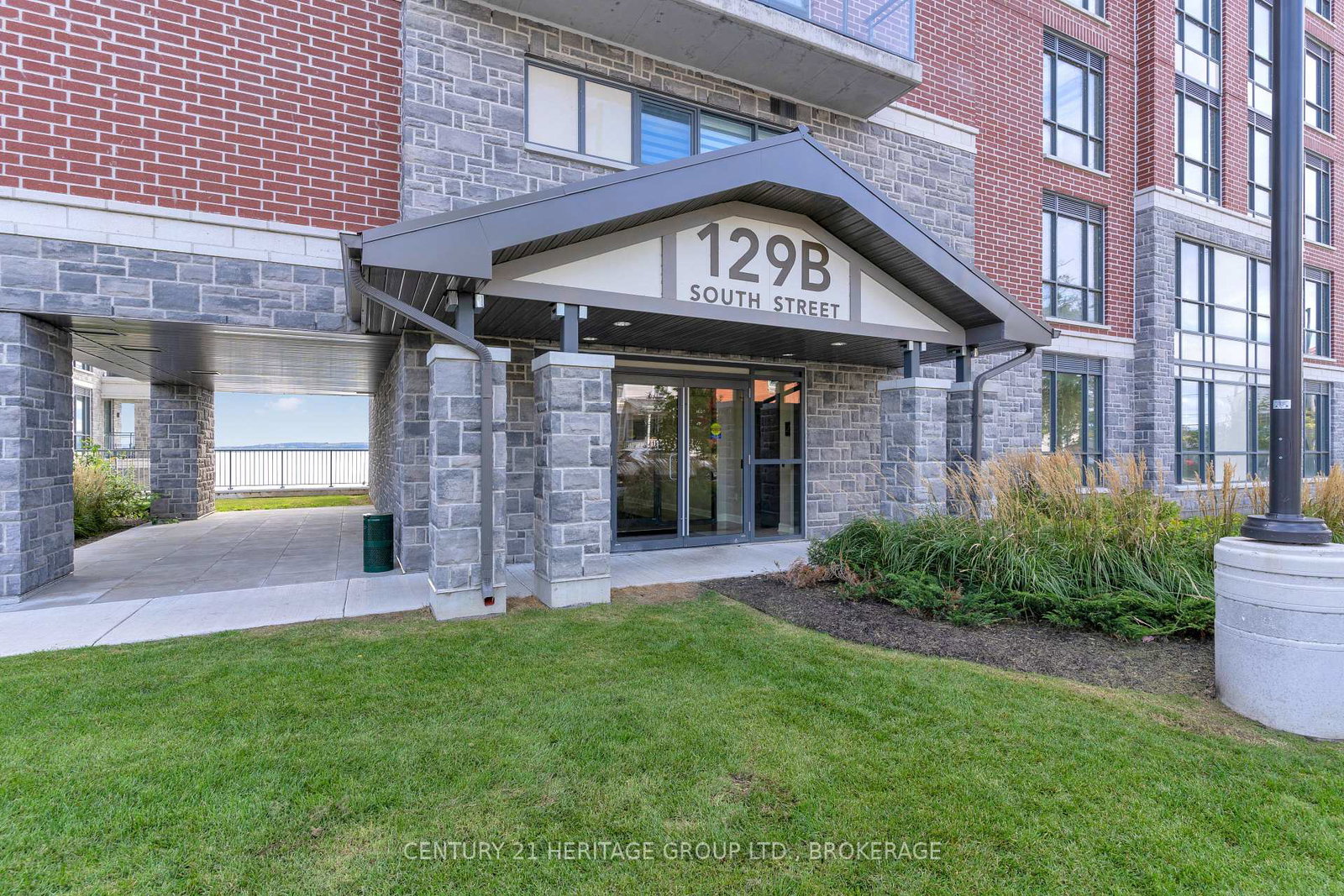 129b-south-street-gananoque-ontario-x13007312