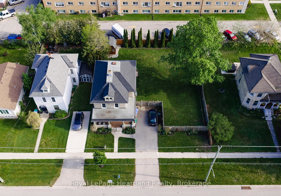 14-elgin-avenue-e-goderich-ontario-x13007406