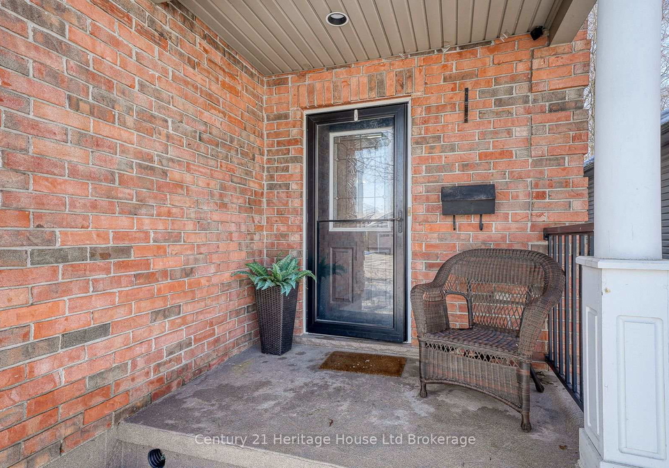18-potters-way-woodstock-ontario-x13007486