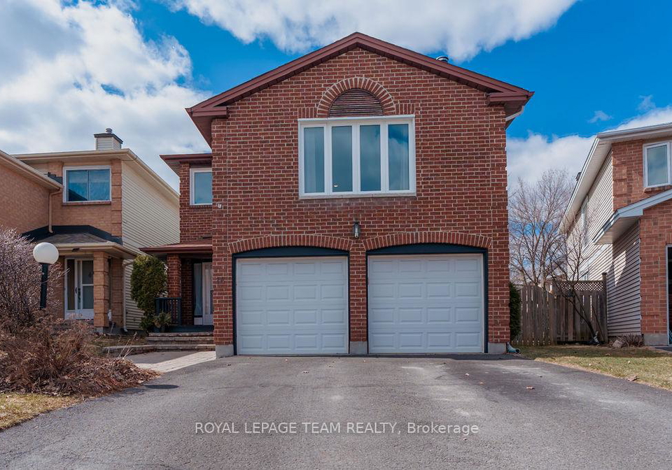 16-pickwick-drive-ottawa-ontario-x13007646