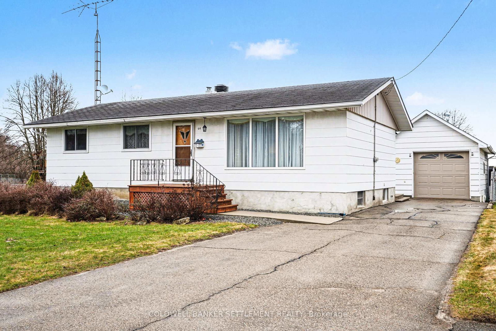 64-south-street-perth-ontario-x13007818