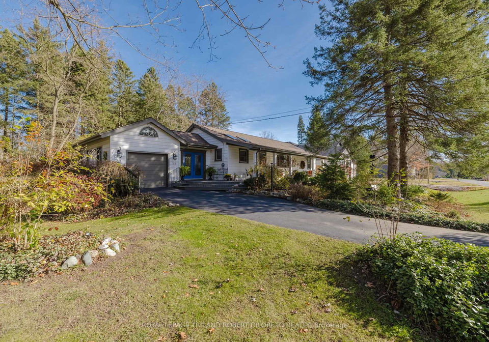11-elmhurst-street-middlesex-centre-ontario-x13008500