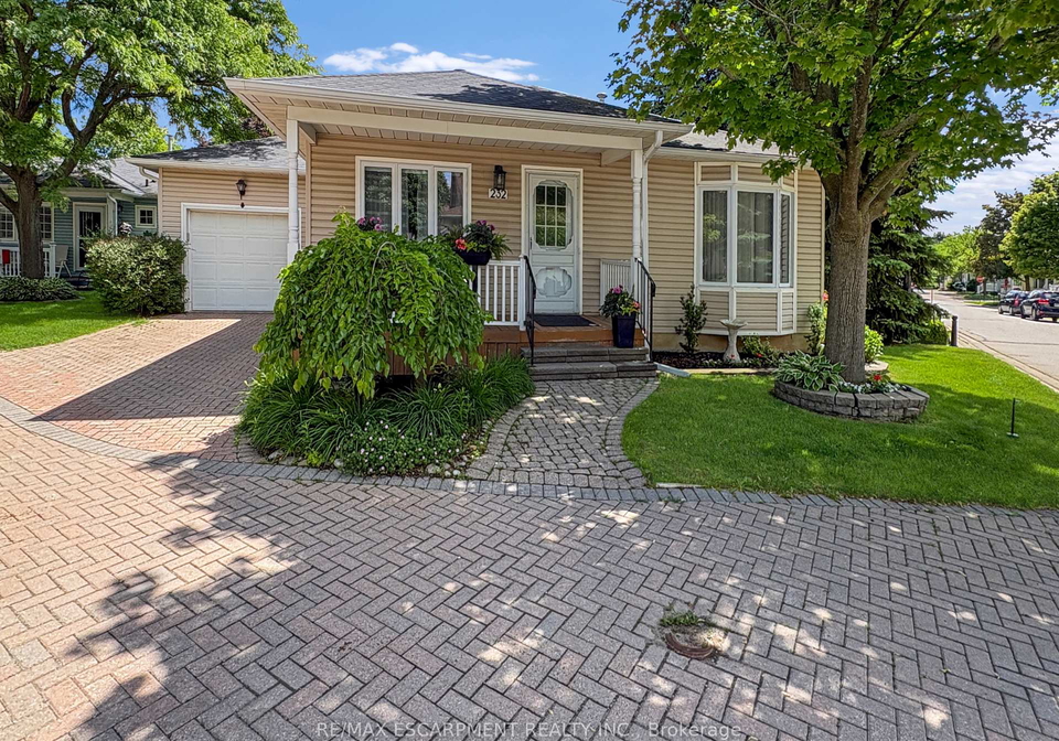 232-silverbirch-boulevard-hamilton-ontario-x13008720